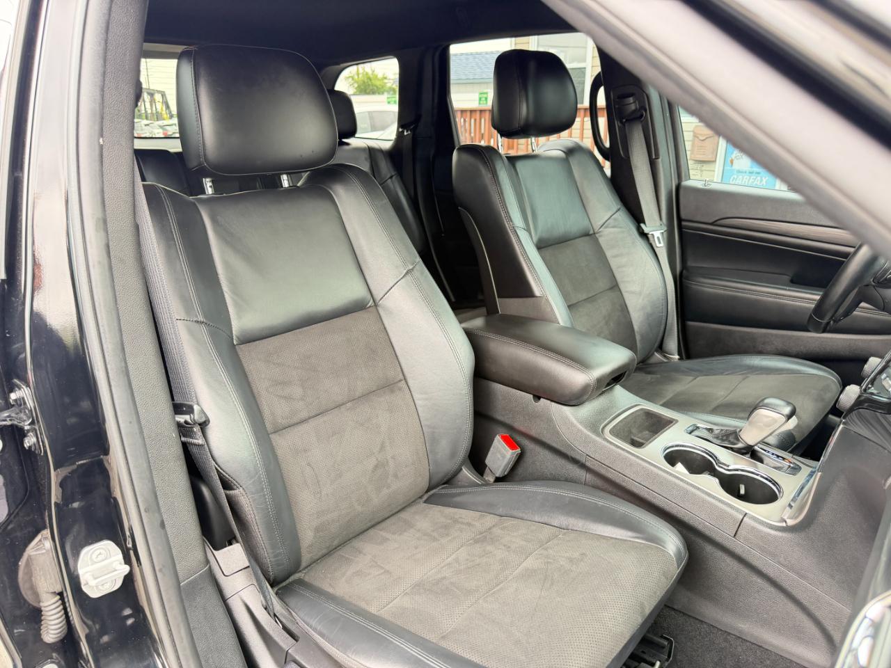 Jeep Grand Cherokee Laredo X 4x4 2021