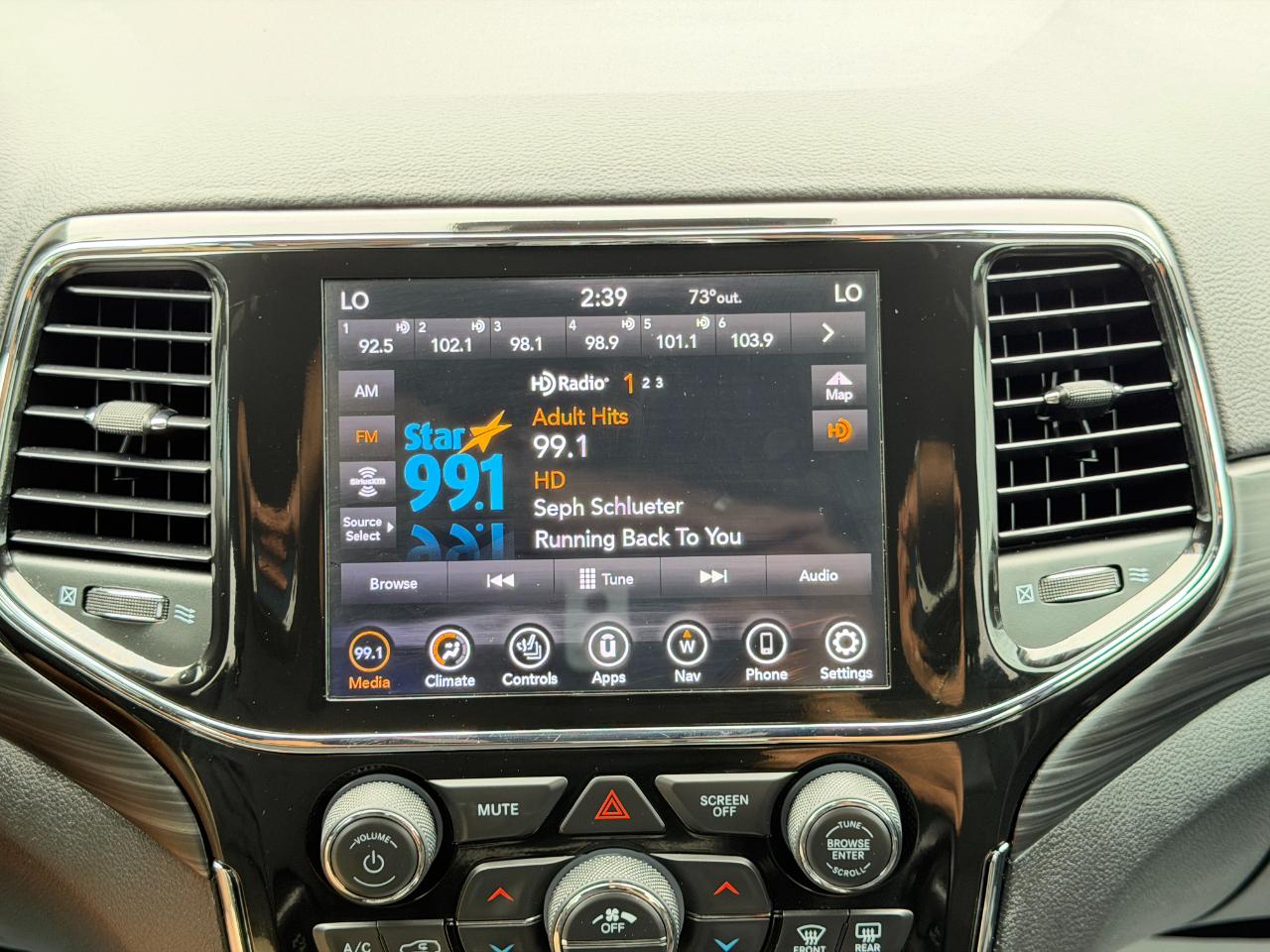 Jeep Grand Cherokee Laredo X 4x4 2021