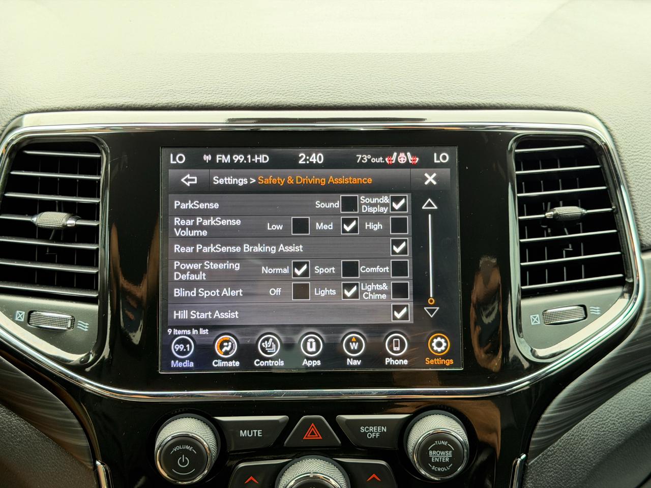 Jeep Grand Cherokee Laredo X 4x4 2021