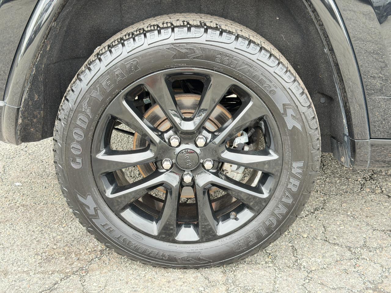 Jeep Grand Cherokee Laredo X 4x4 2021