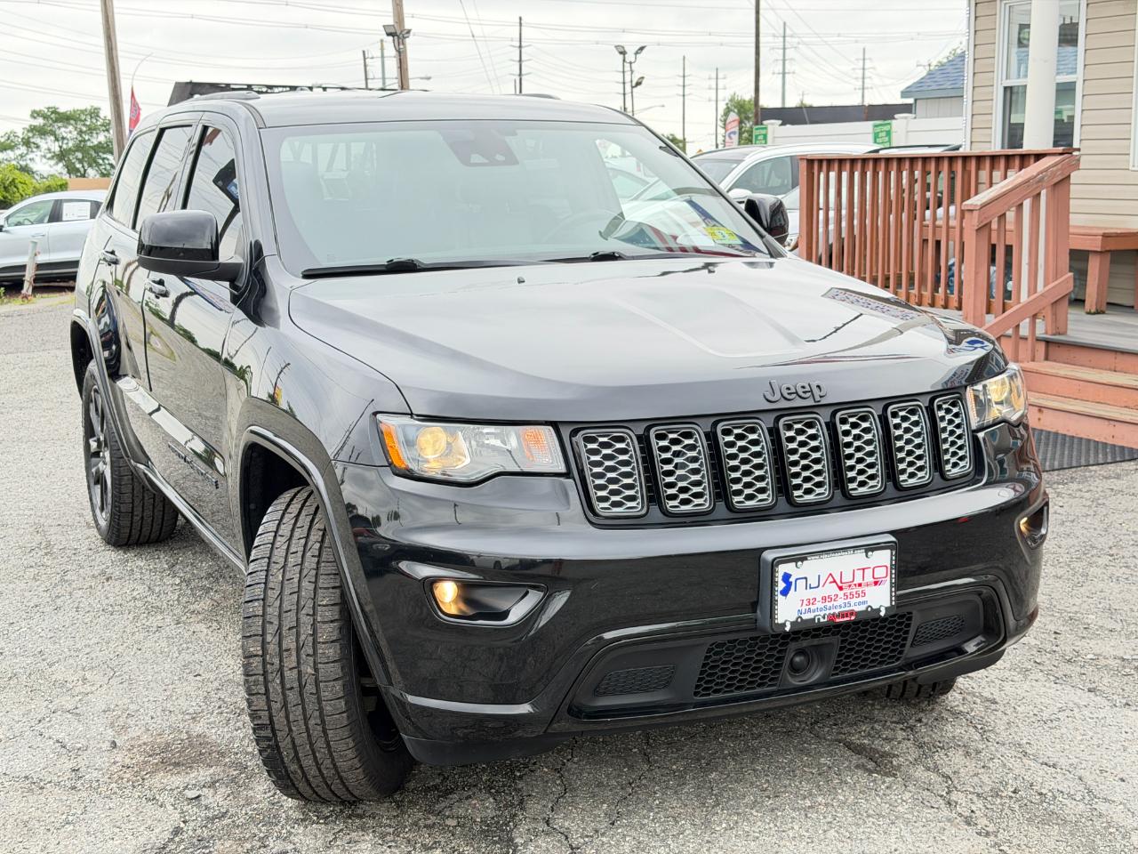 Jeep Grand Cherokee Laredo X 4x4 2021