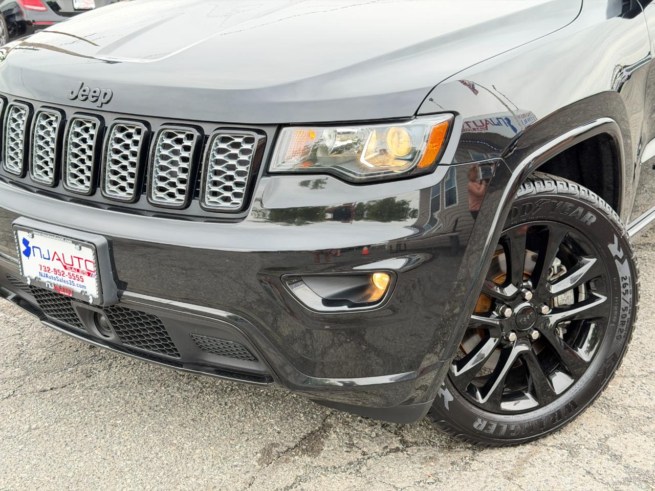 Jeep Grand Cherokee Laredo X 4x4 2021