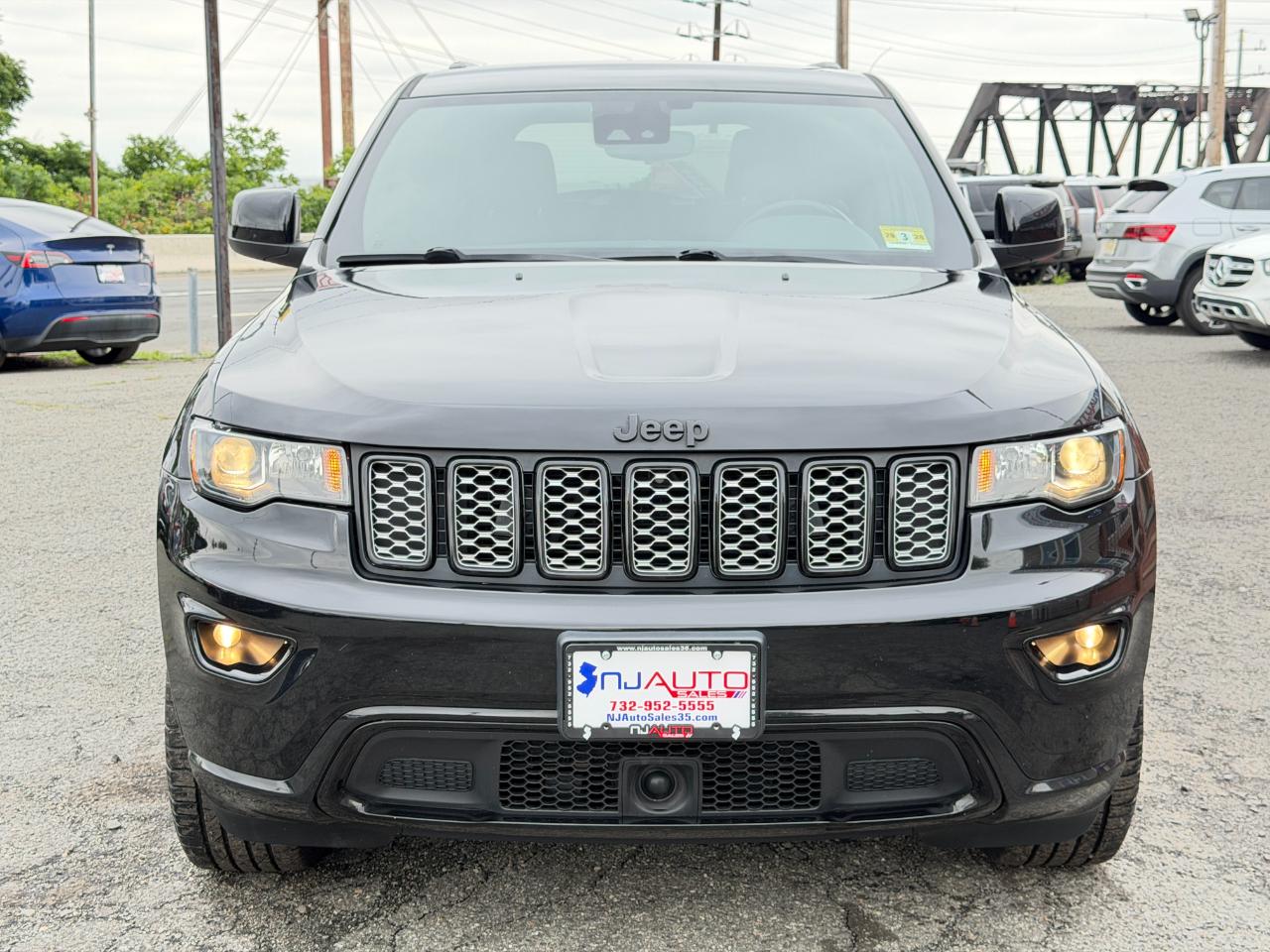 Jeep Grand Cherokee Laredo X 4x4 2021