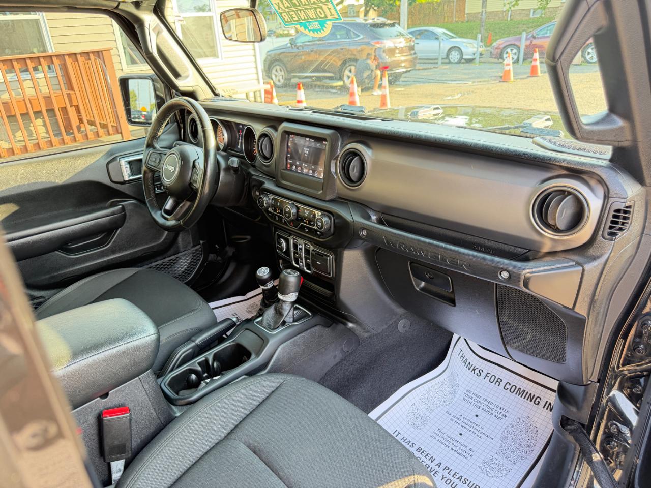 Jeep Wrangler Unlimited Willys 4x4 2021