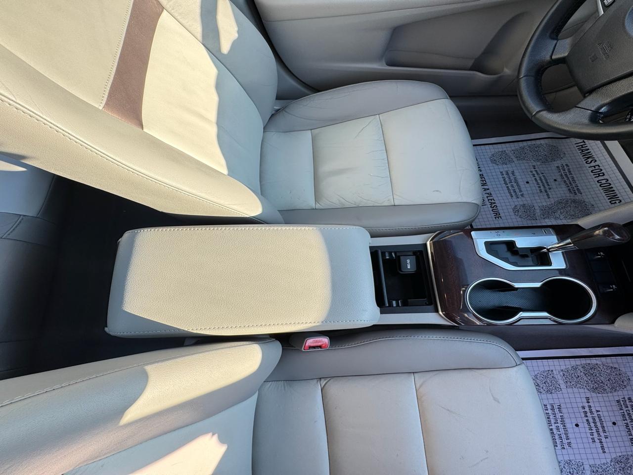 Toyota Camry 4dr Sedan XLE Auto 2012