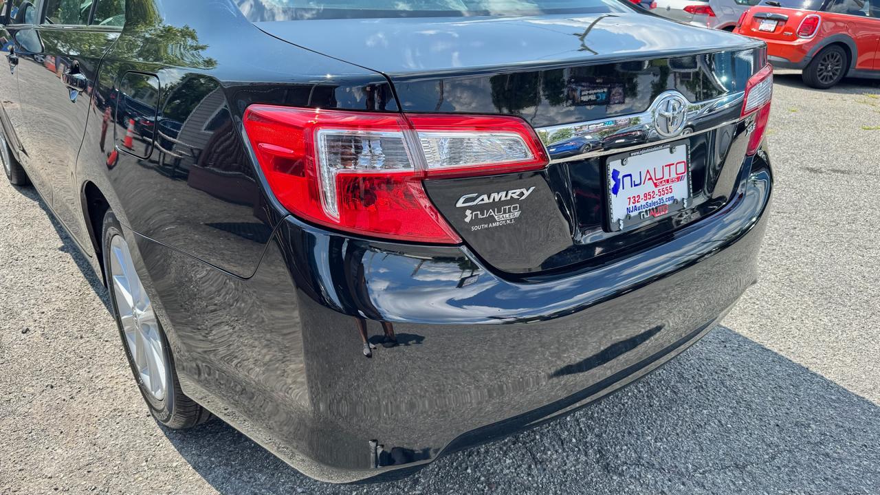 Toyota Camry 4dr Sedan XLE Auto 2012