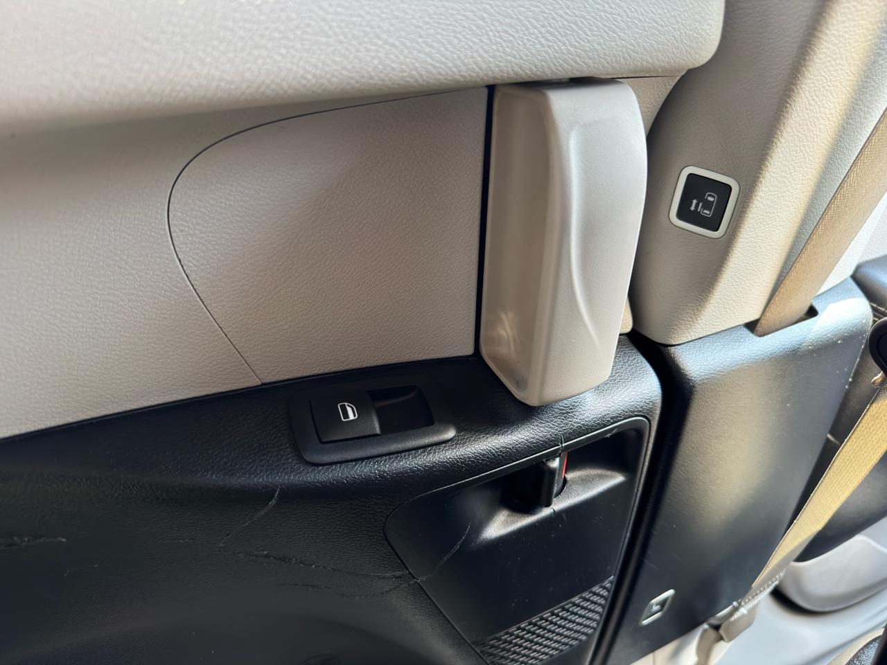 Chrysler Pacifica Touring L FWD 2023