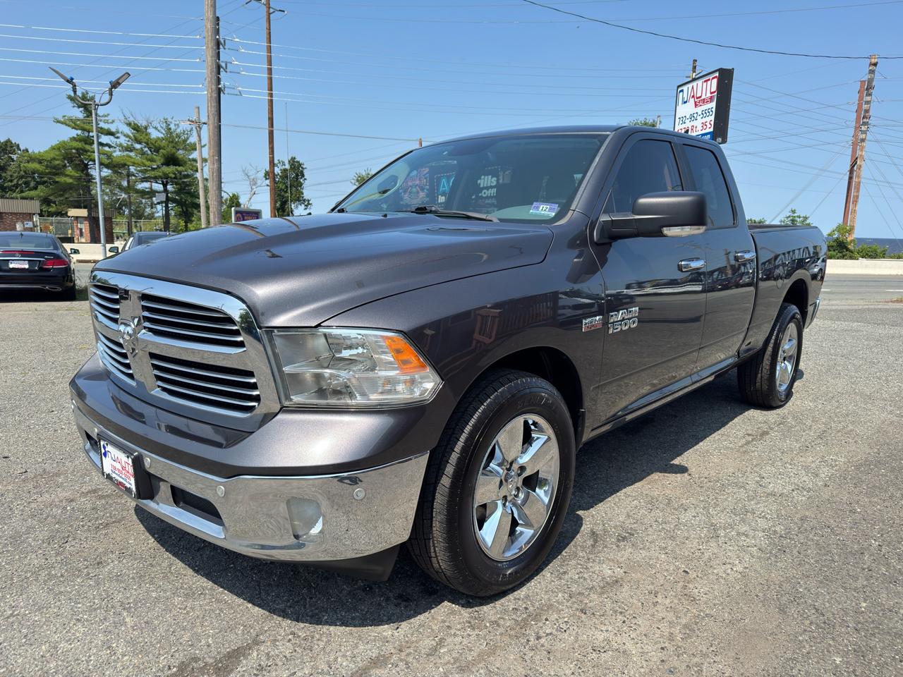 RAM 1500 Big Horn 4x4 Quad Cab 6'4" Box 2017