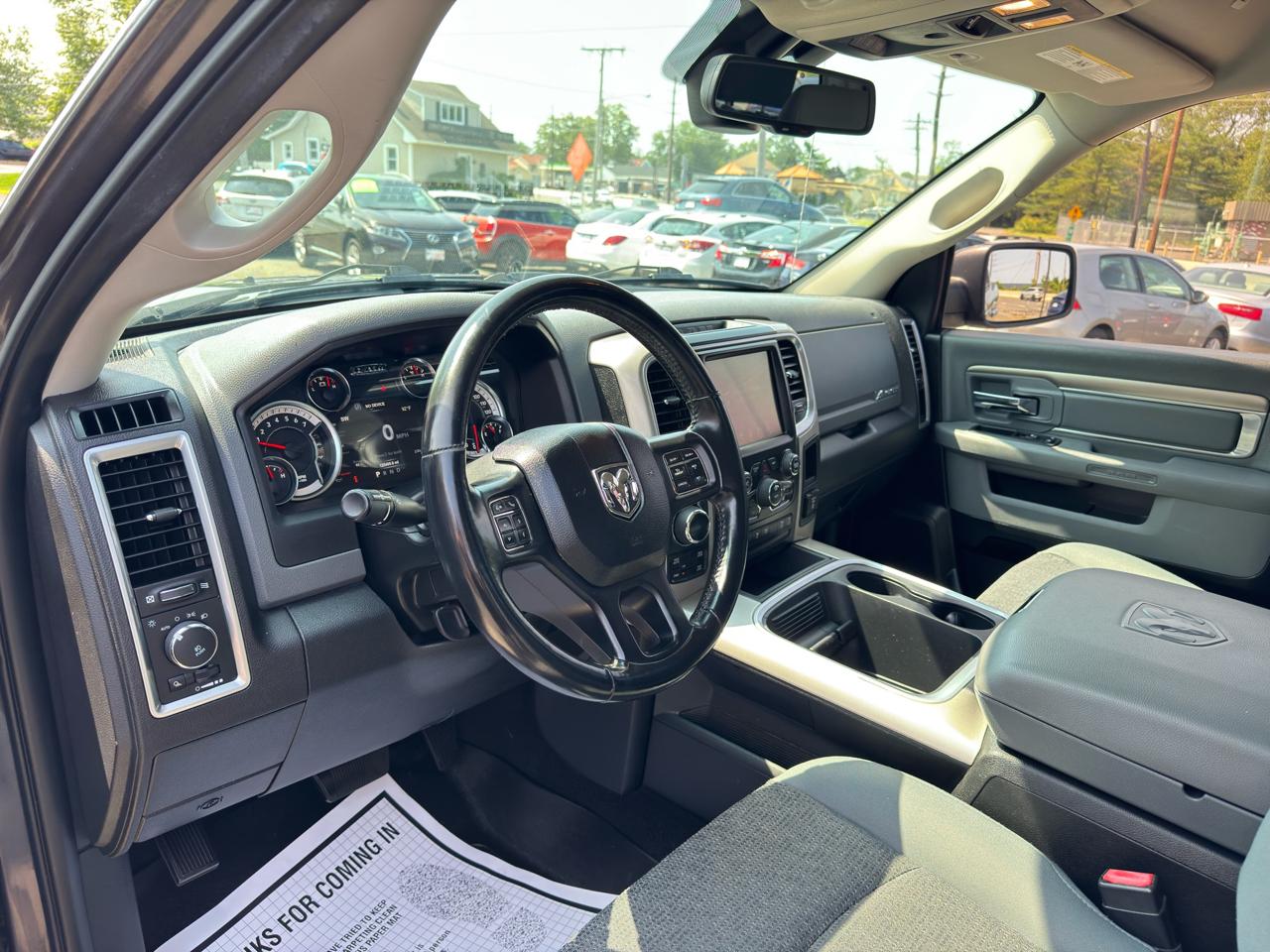 RAM 1500 Big Horn 4x4 Quad Cab 6'4" Box 2017