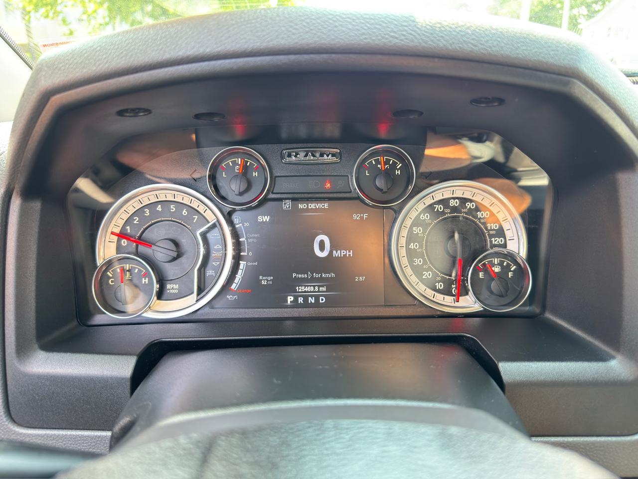 RAM 1500 Big Horn 4x4 Quad Cab 6'4" Box 2017