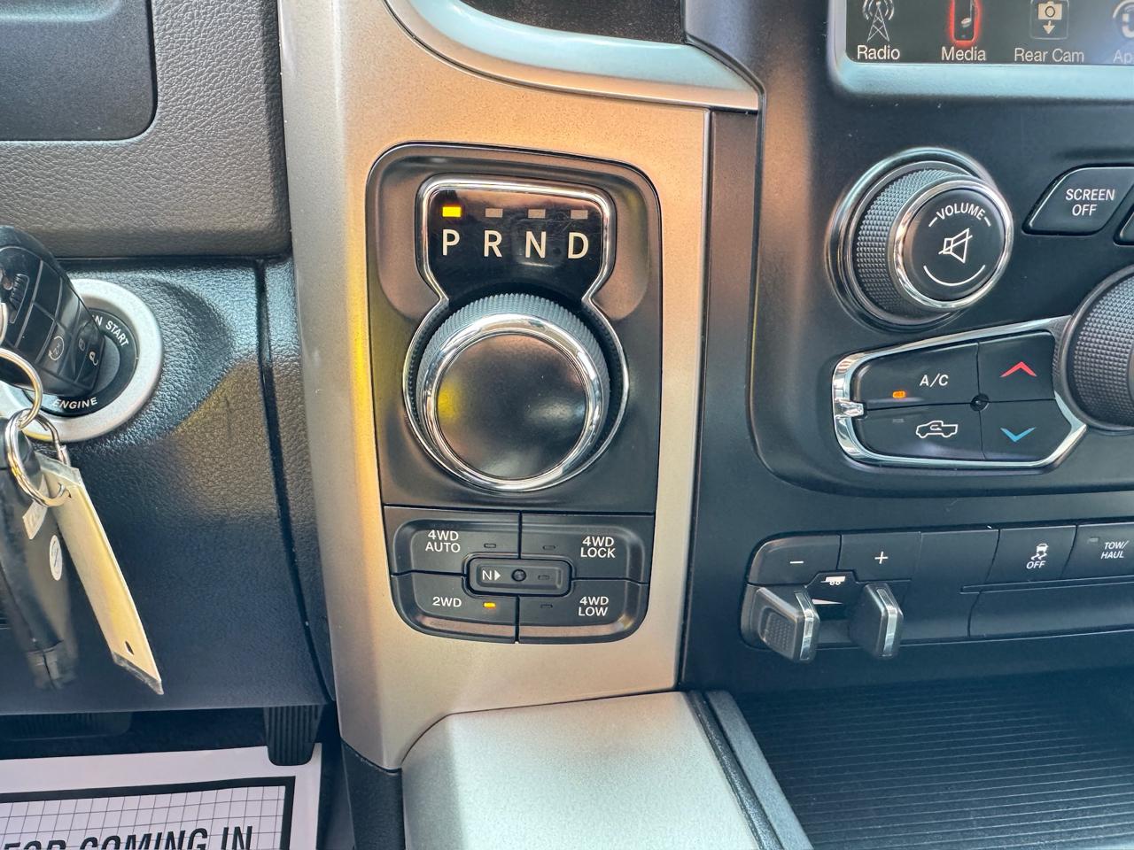 RAM 1500 Big Horn 4x4 Quad Cab 6'4" Box 2017