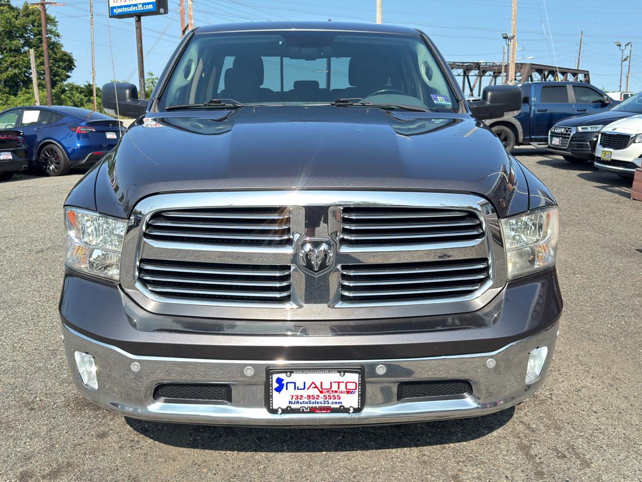 RAM 1500 Big Horn 4x4 Quad Cab 6'4" Box 2017