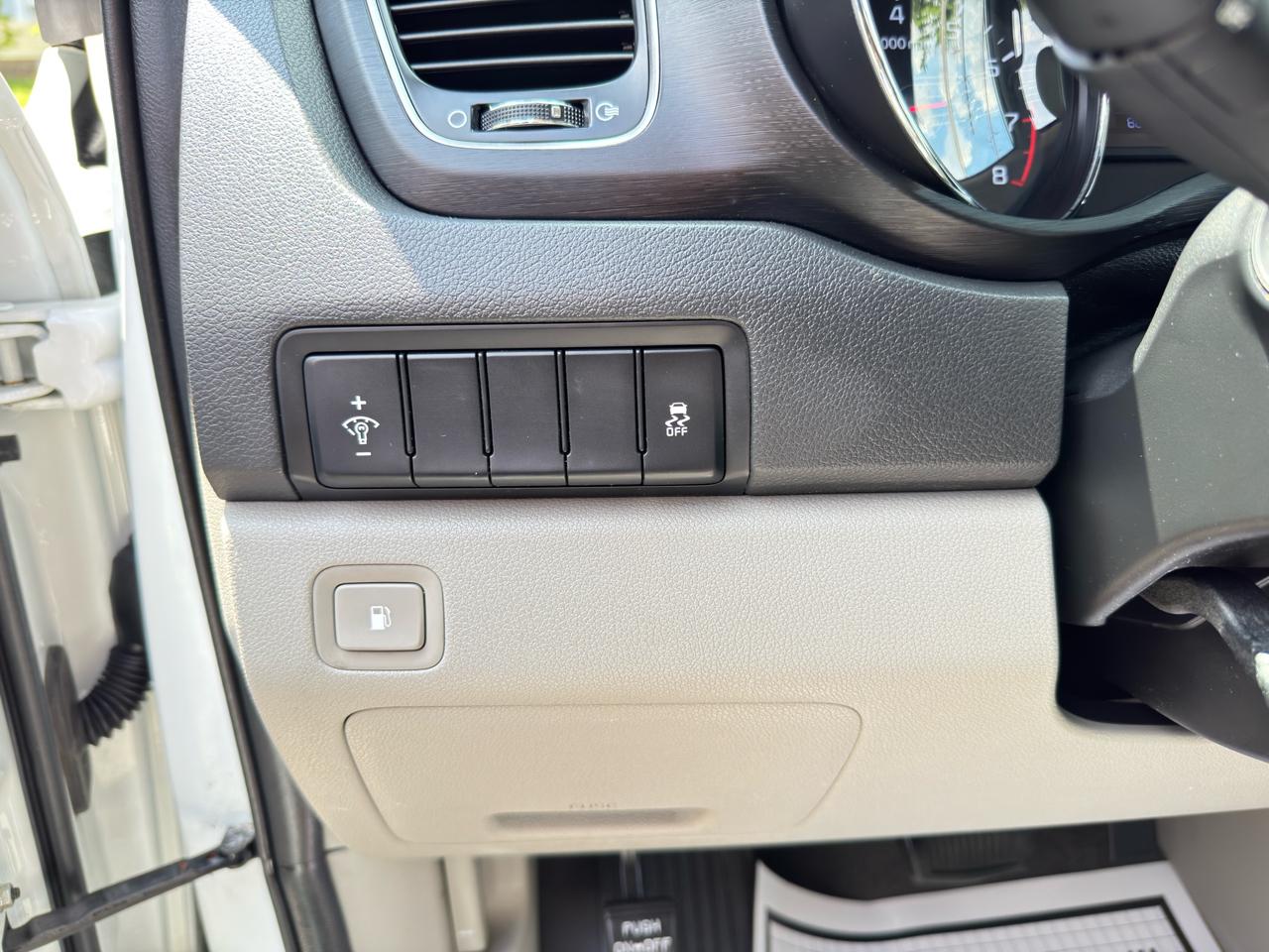 Kia Sedona L FWD 2019