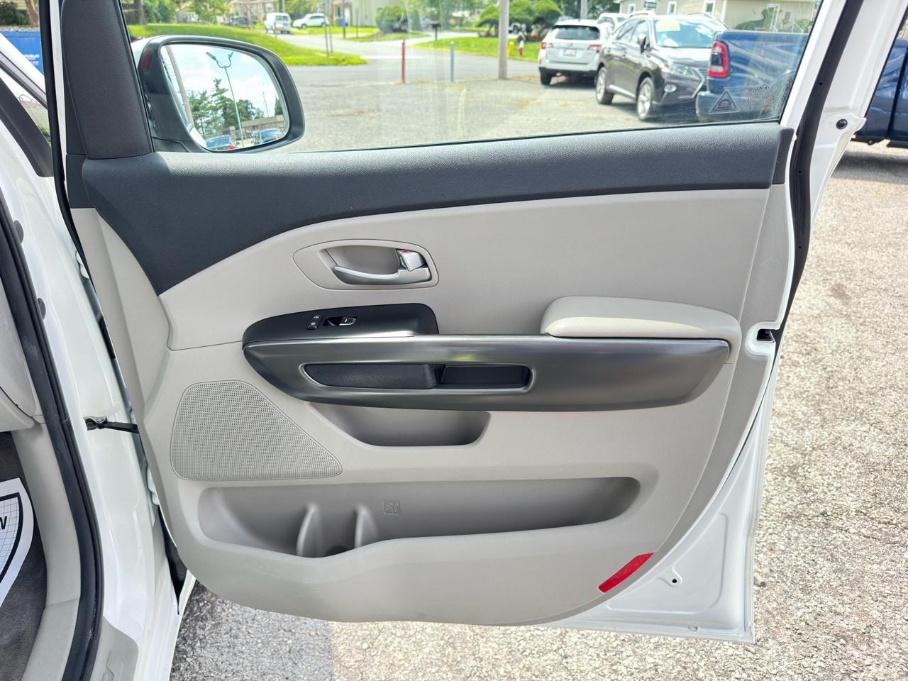 Kia Sedona L FWD 2019