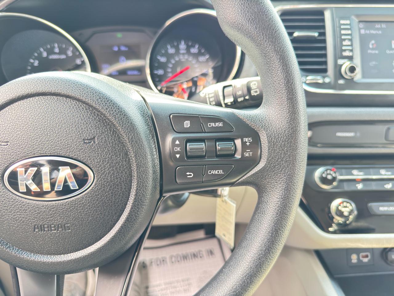 Kia Sedona L FWD 2019