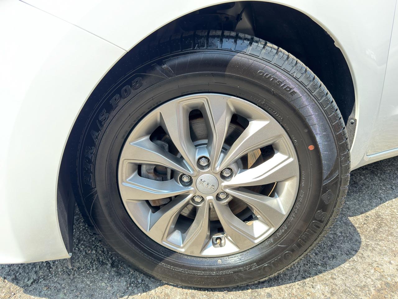 Kia Sedona L FWD 2019