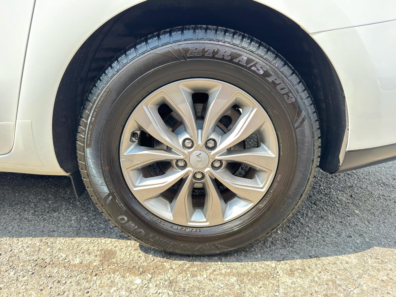 Kia Sedona L FWD 2019