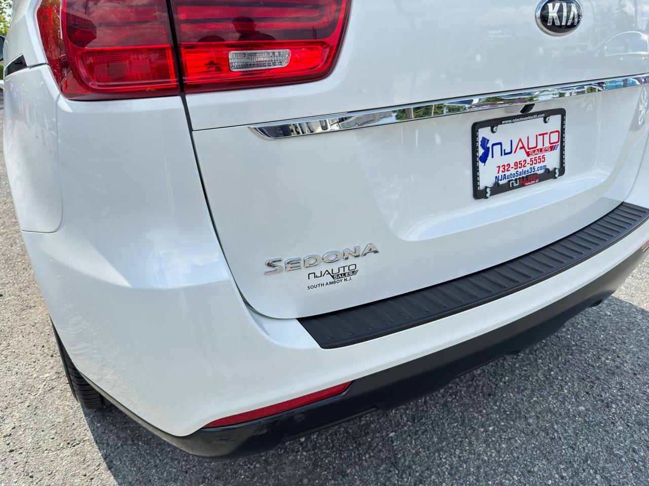Kia Sedona L FWD 2019