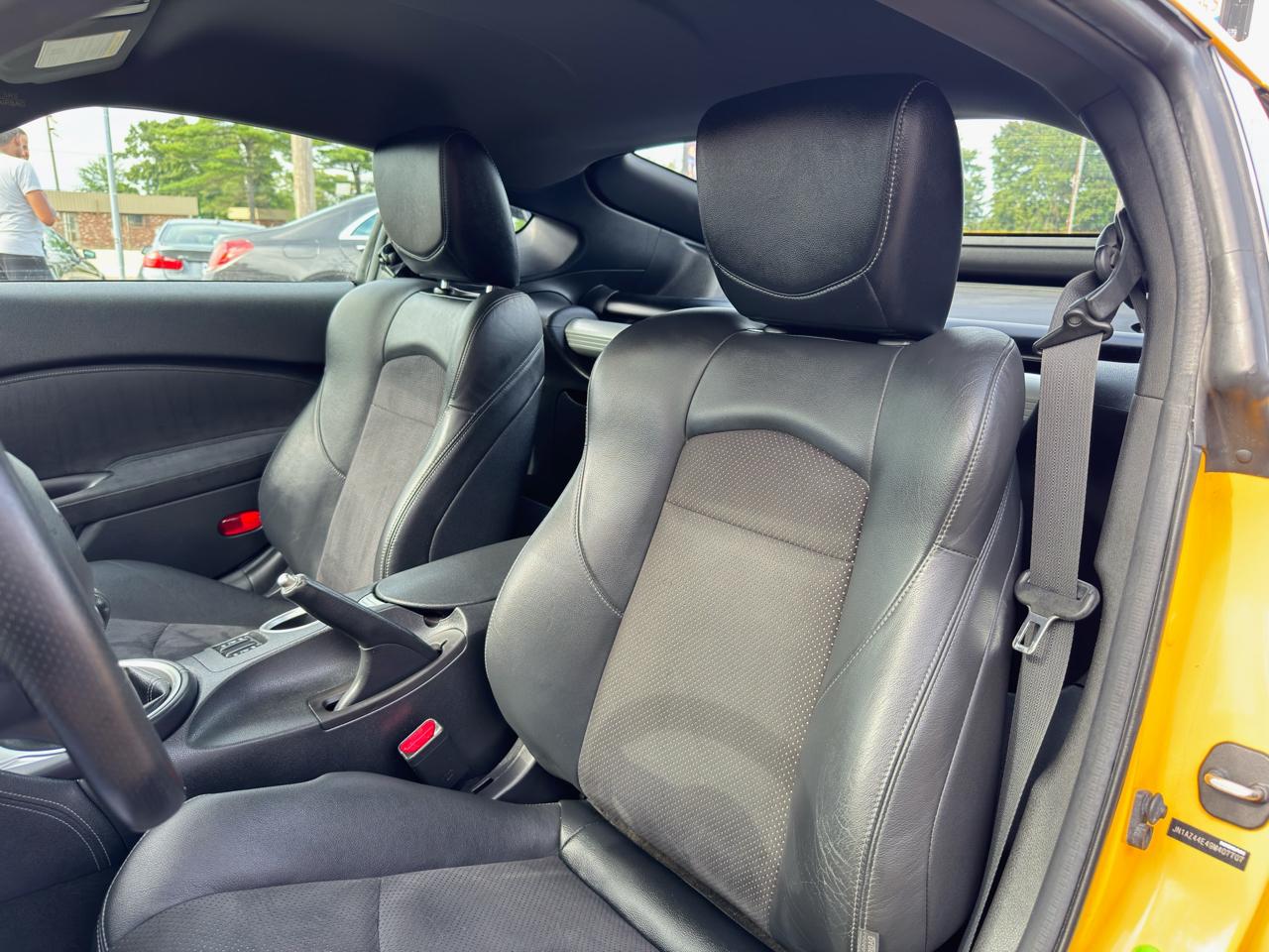 Nissan 370Z 2dr Cpe Man Touring 2009