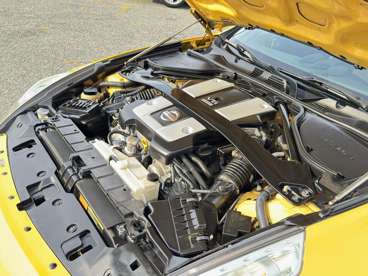 Nissan 370Z 2dr Cpe Man Touring 2009
