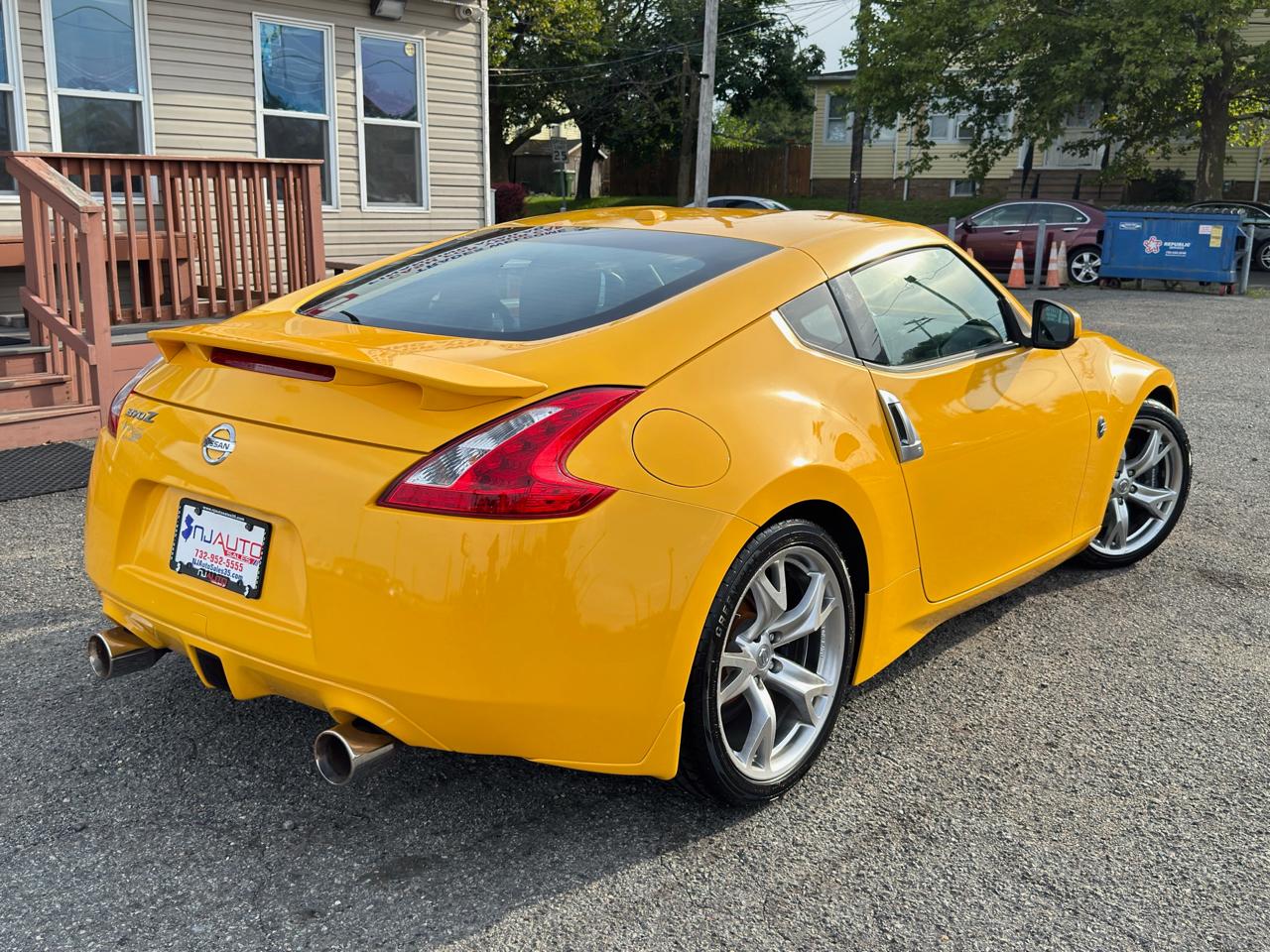 Nissan 370Z 2dr Cpe Man Touring 2009
