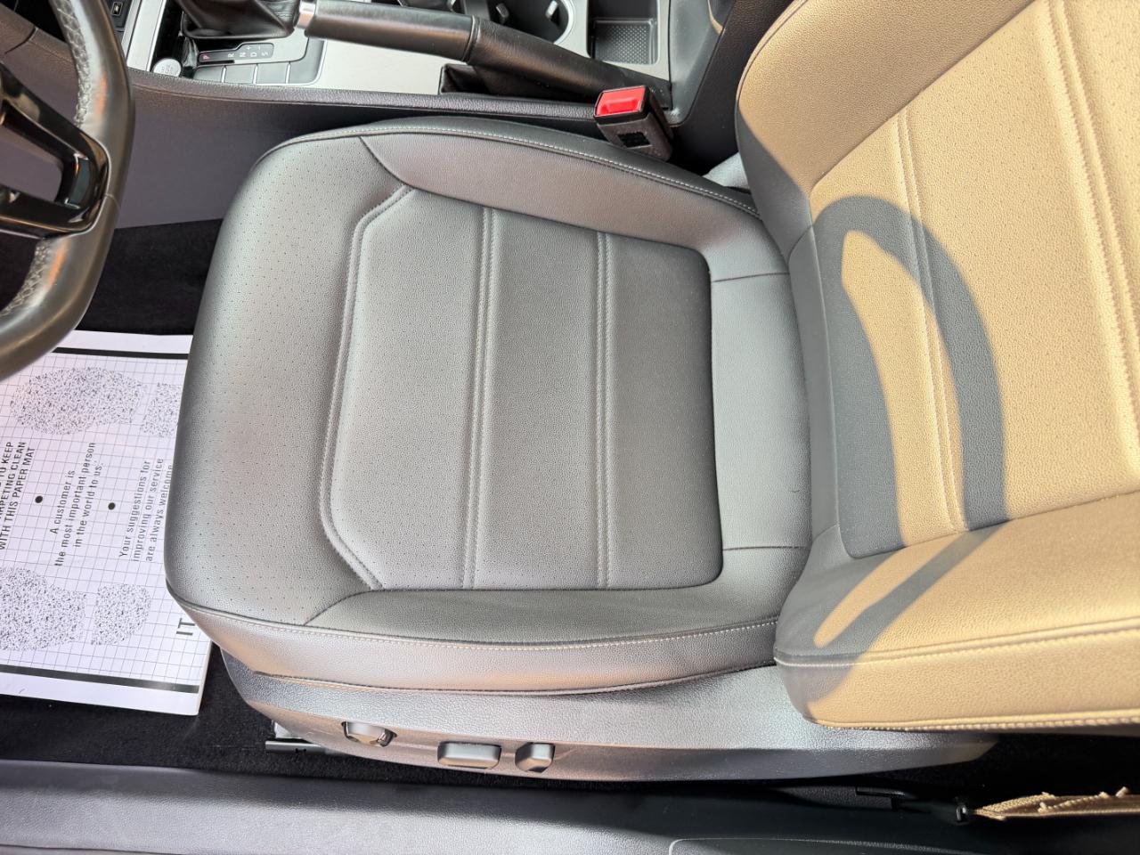 Volkswagen Passat 2.0T SE Auto 2022