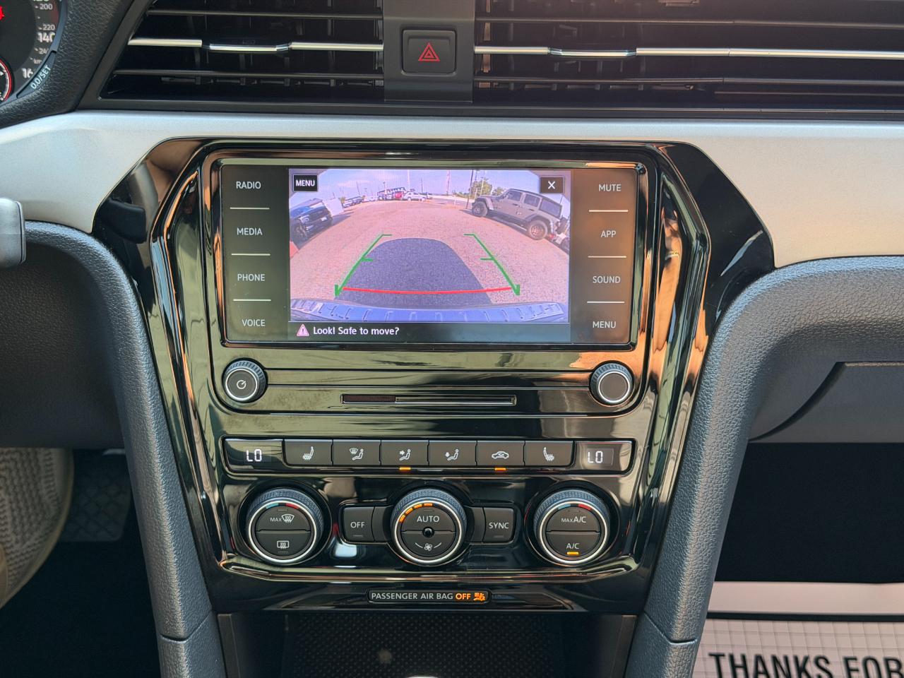 Volkswagen Passat 2.0T SE Auto 2022