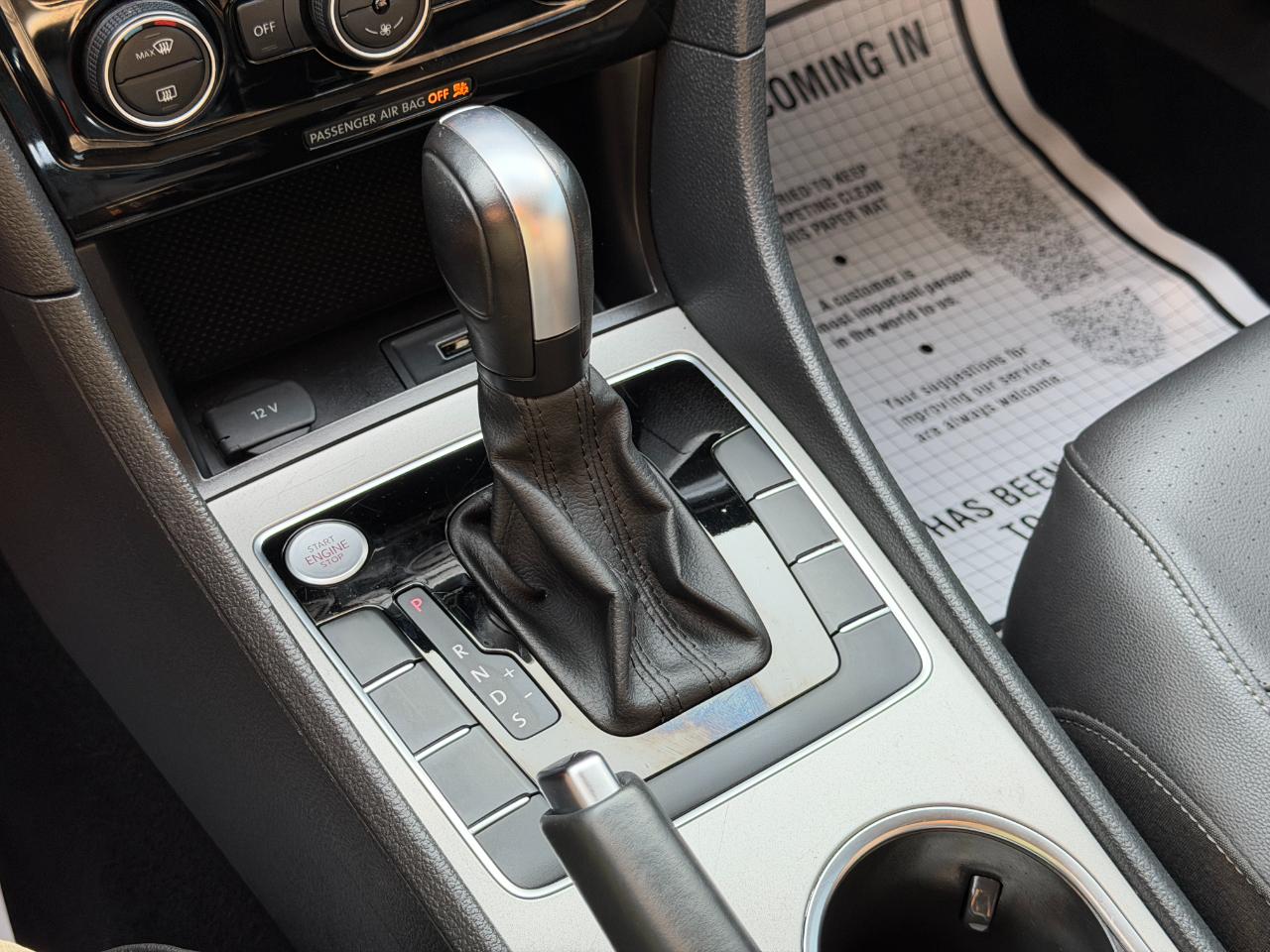 Volkswagen Passat 2.0T SE Auto 2022