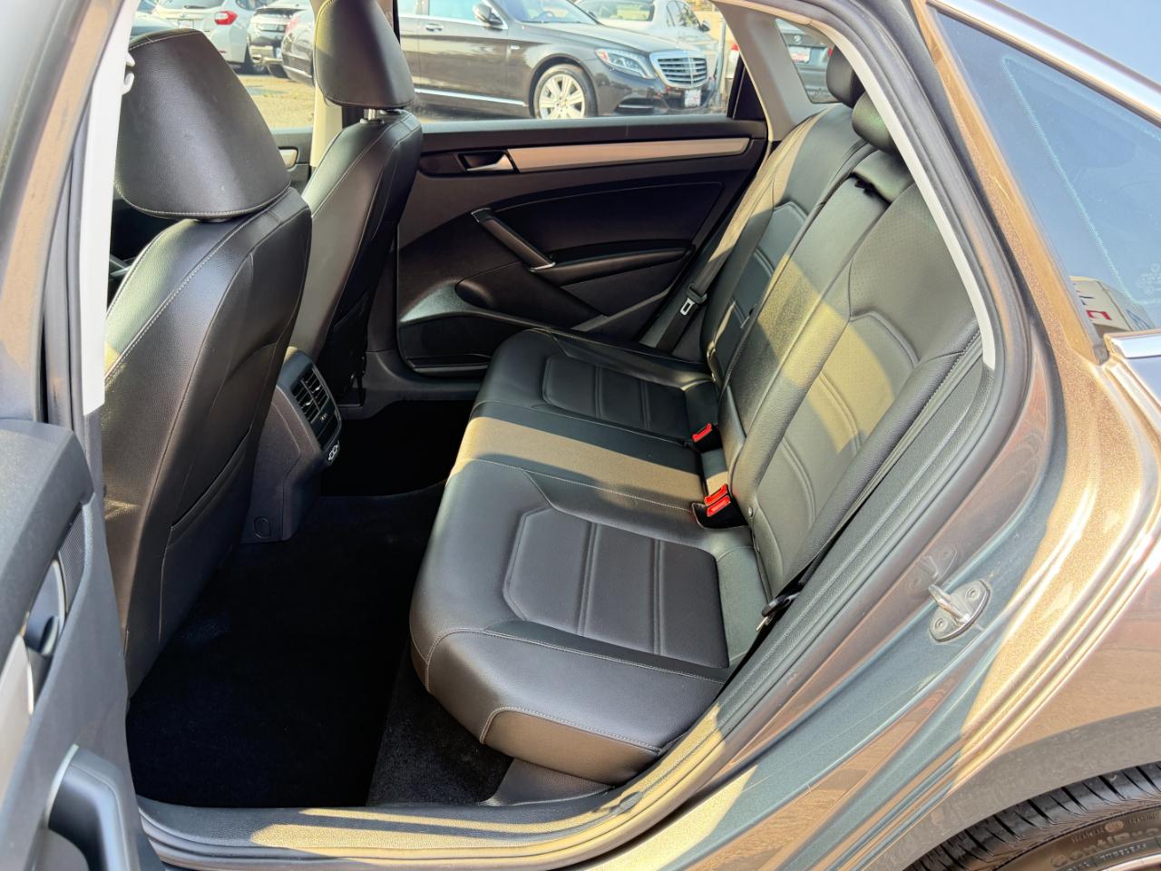 Volkswagen Passat 2.0T SE Auto 2022