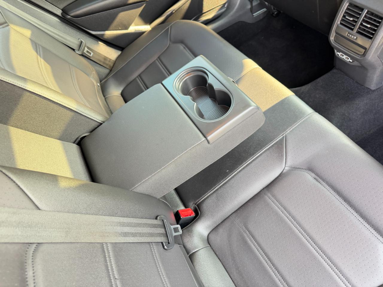 Volkswagen Passat 2.0T SE Auto 2022