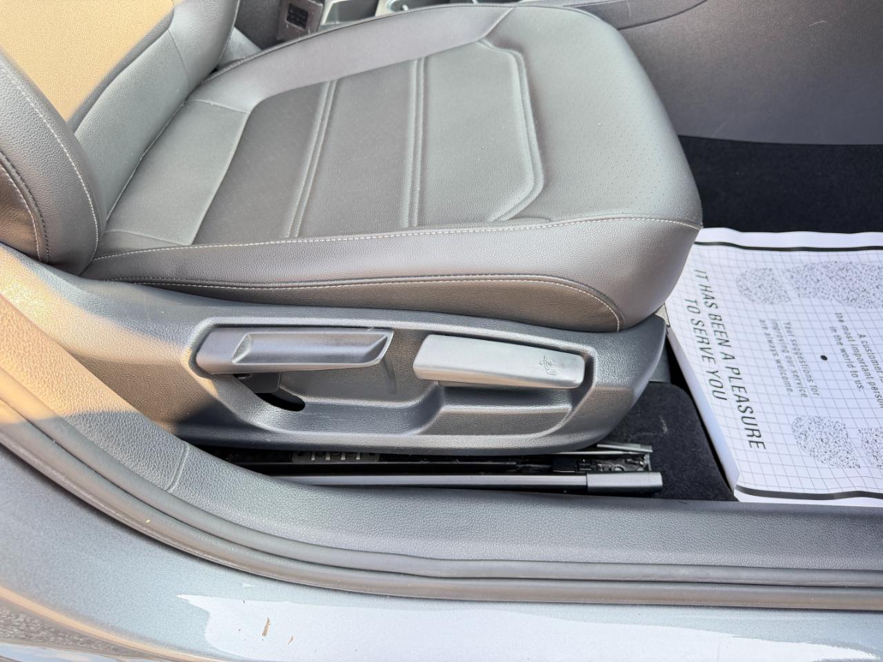 Volkswagen Passat 2.0T SE Auto 2022