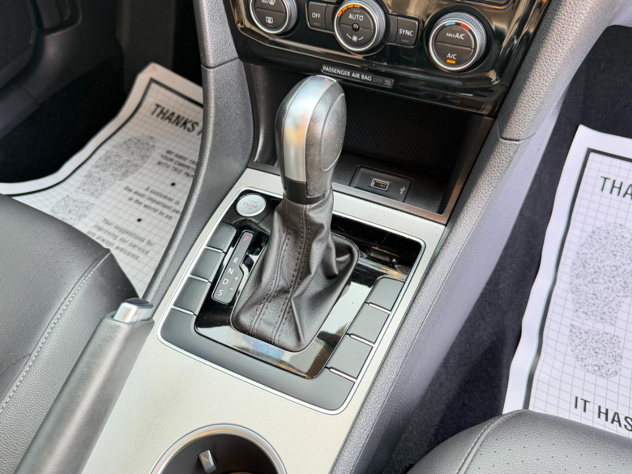 Volkswagen Passat 2.0T SE Auto 2022