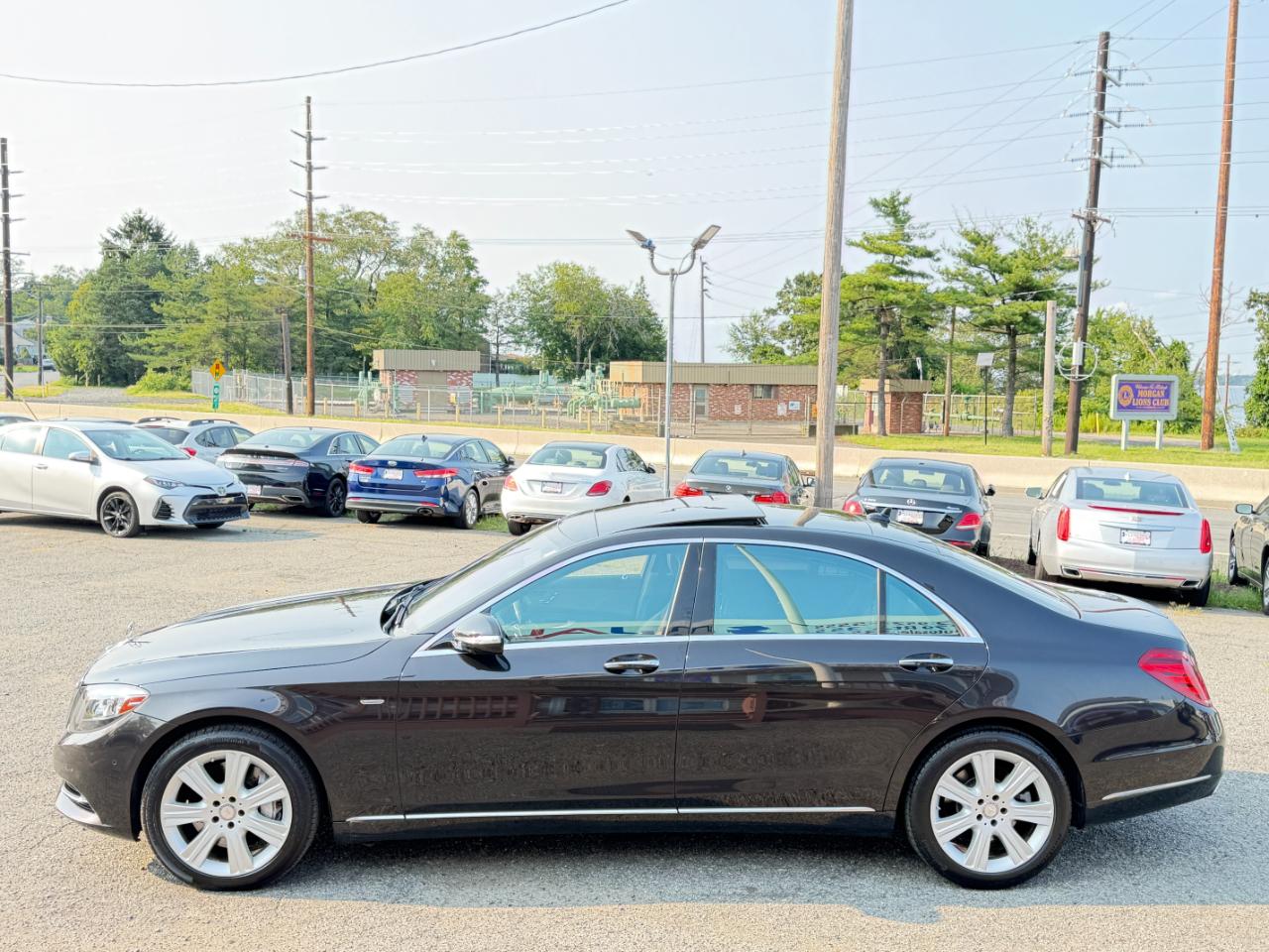 Mercedes-Benz S-Class 4dr Sdn S 550 4MATIC 2014