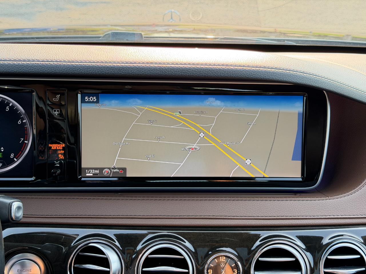 Mercedes-Benz S-Class 4dr Sdn S 550 4MATIC 2014