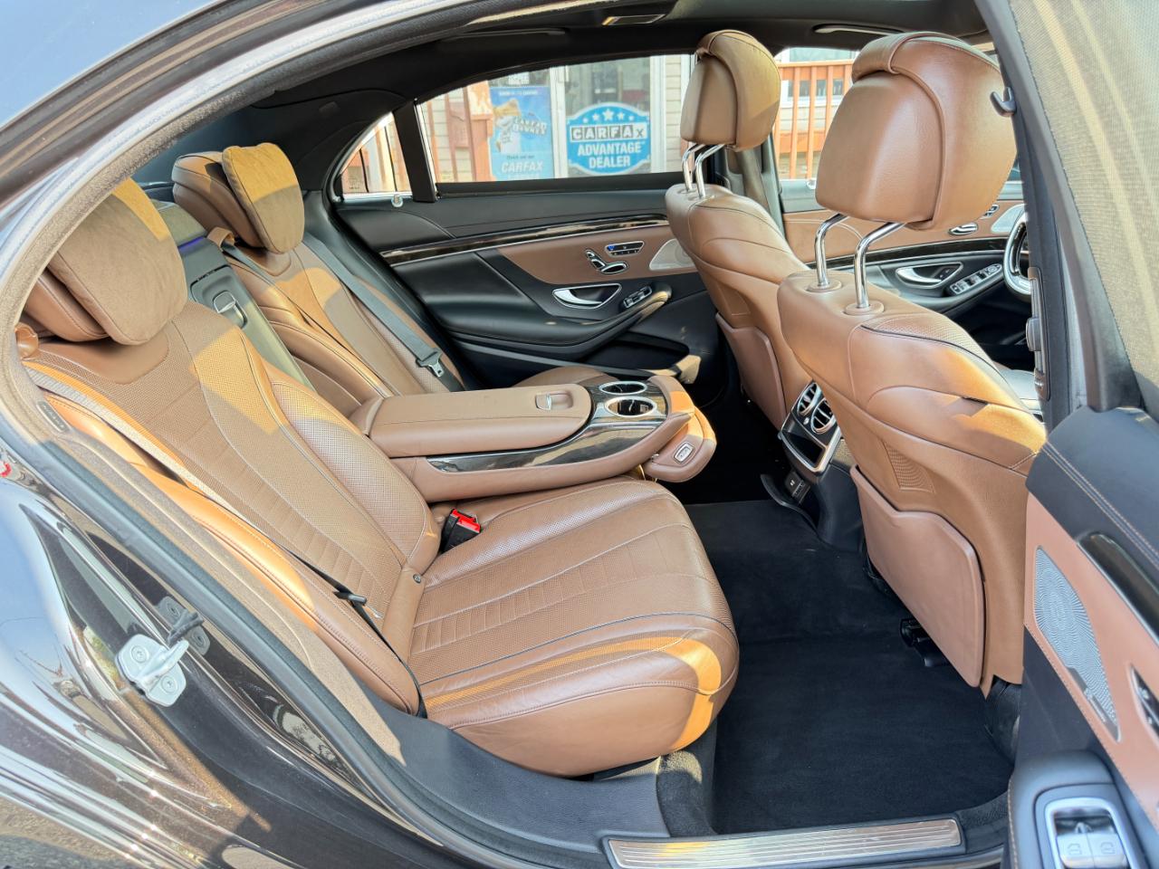 Mercedes-Benz S-Class 4dr Sdn S 550 4MATIC 2014