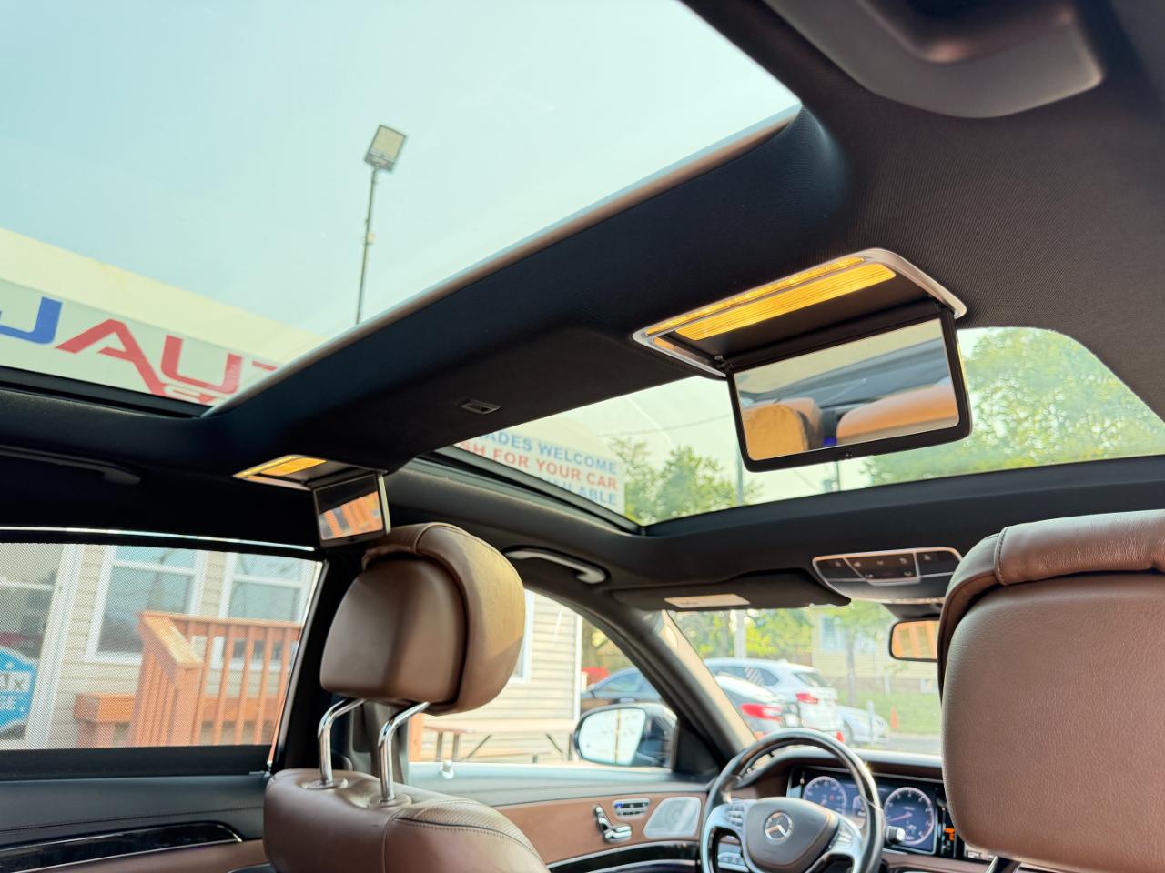 Mercedes-Benz S-Class 4dr Sdn S 550 4MATIC 2014