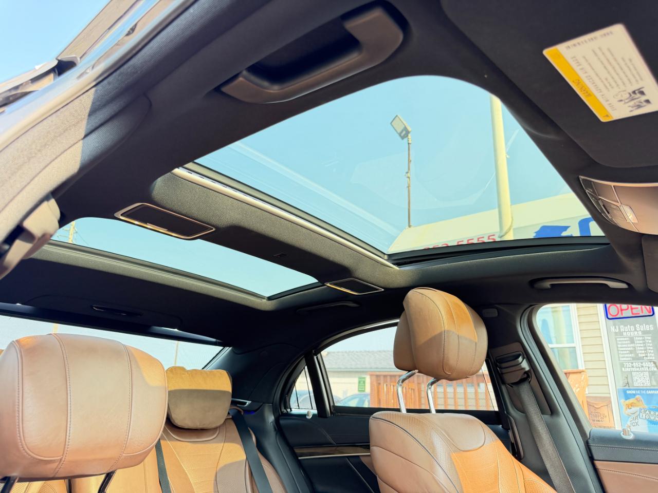 Mercedes-Benz S-Class 4dr Sdn S 550 4MATIC 2014