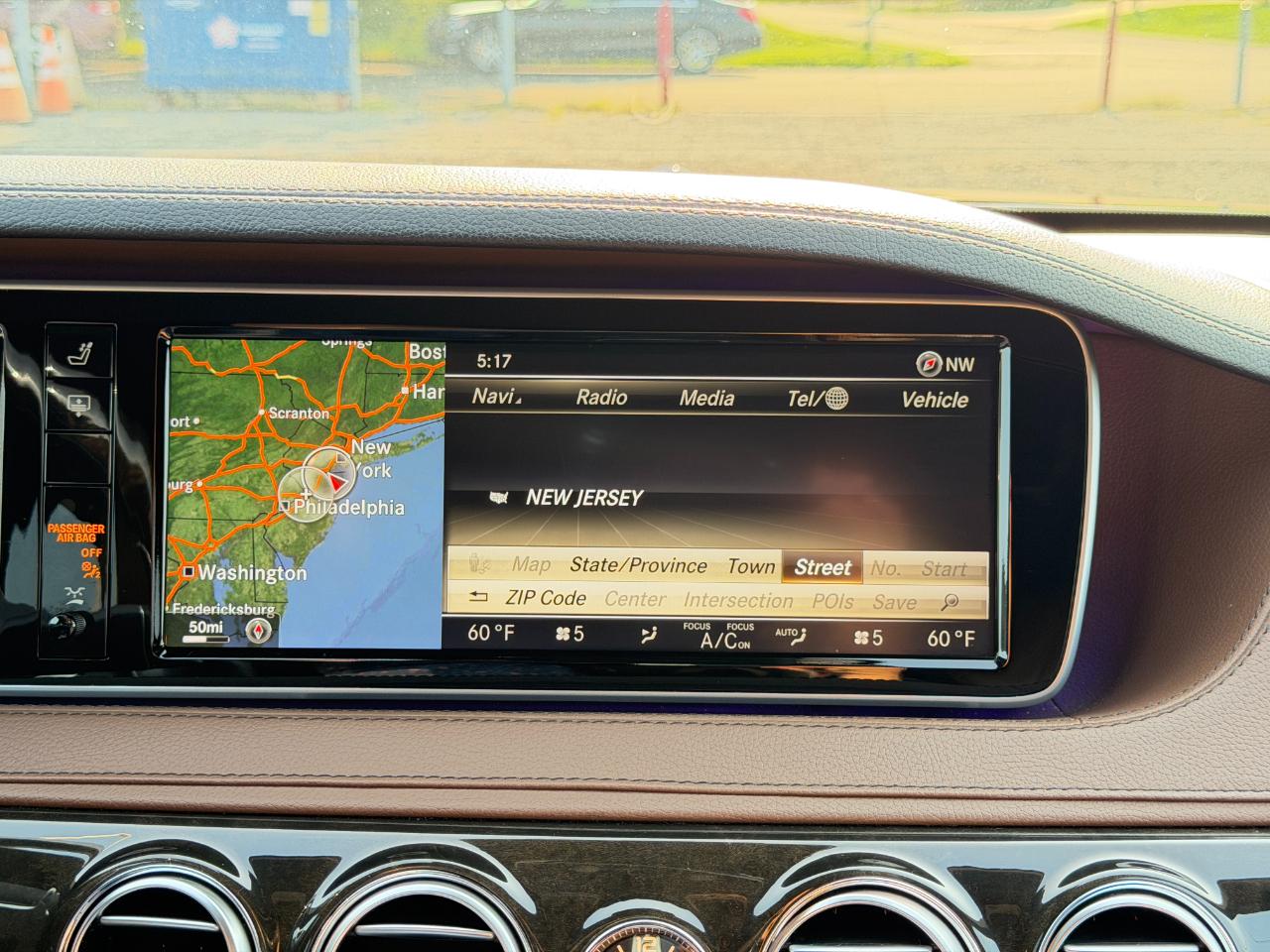 Mercedes-Benz S-Class 4dr Sdn S 550 4MATIC 2014