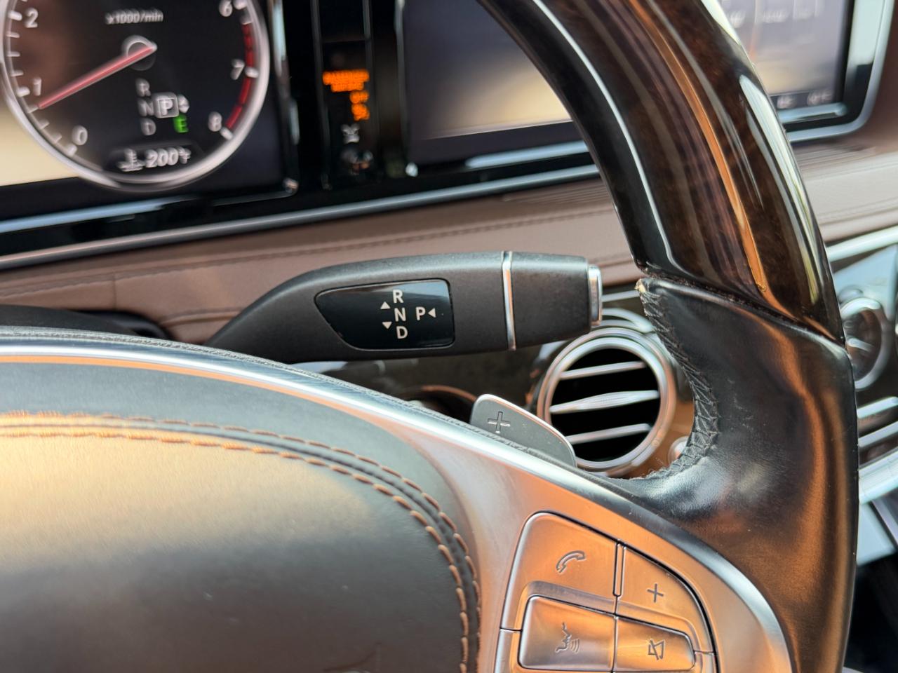 Mercedes-Benz S-Class 4dr Sdn S 550 4MATIC 2014