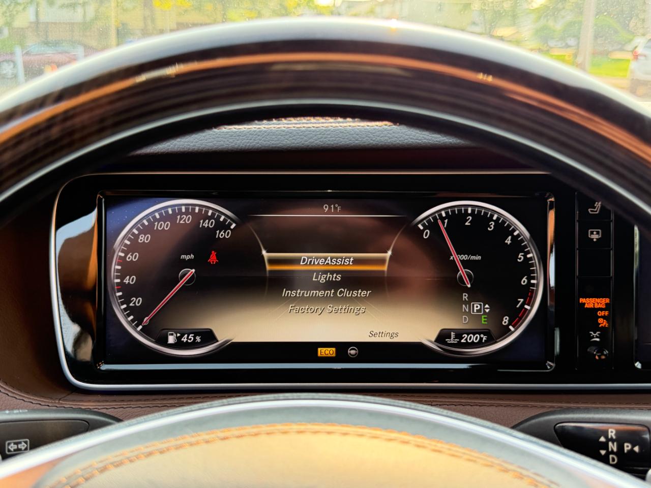Mercedes-Benz S-Class 4dr Sdn S 550 4MATIC 2014