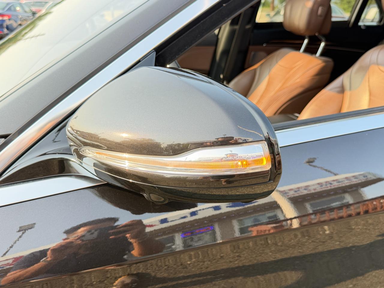 Mercedes-Benz S-Class 4dr Sdn S 550 4MATIC 2014