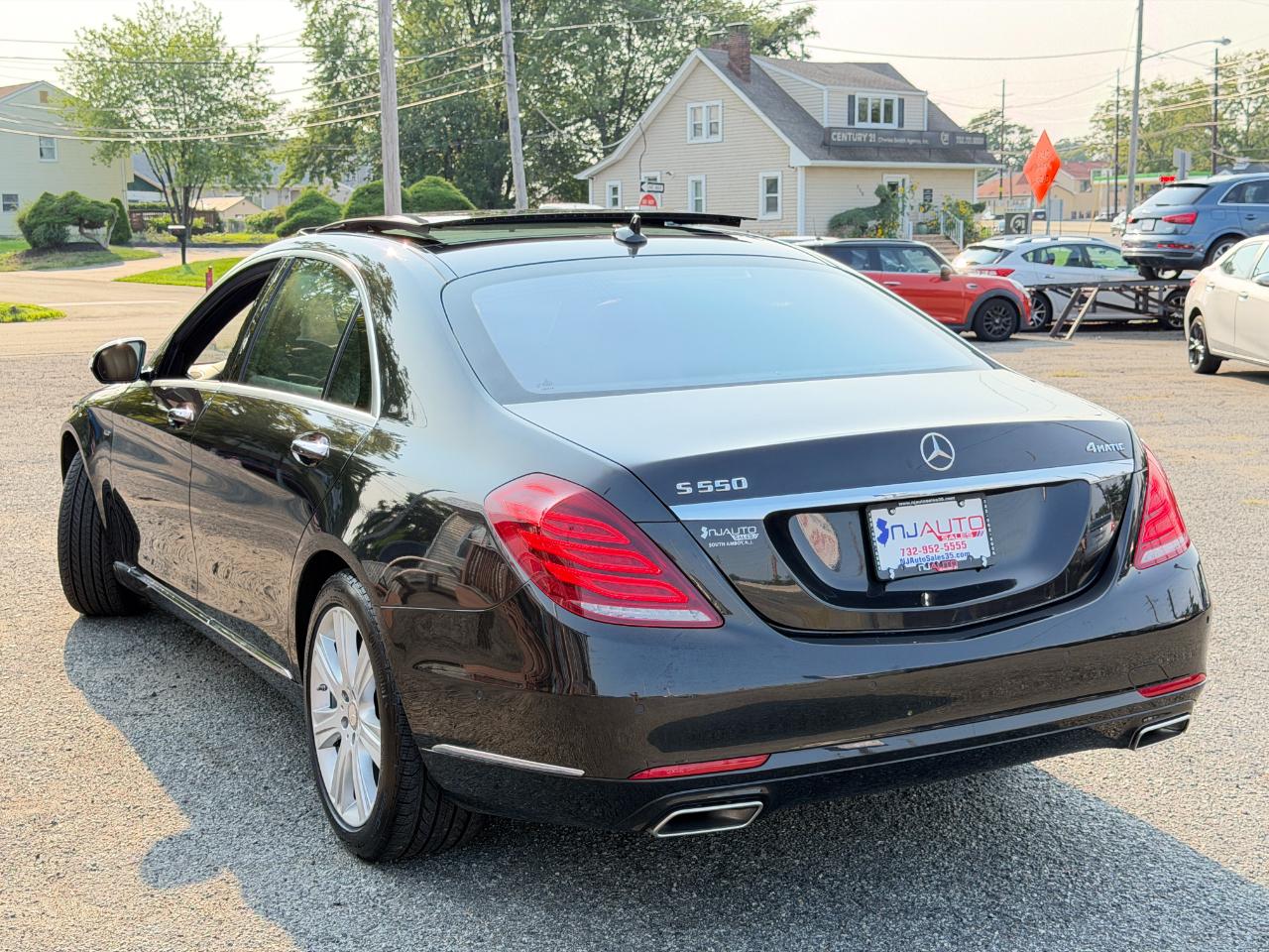 Mercedes-Benz S-Class 4dr Sdn S 550 4MATIC 2014