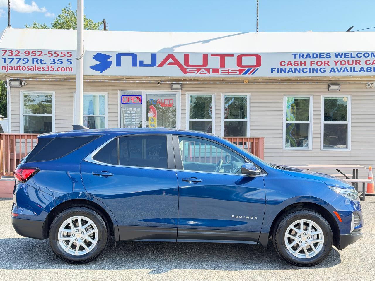 Chevrolet Equinox AWD 4dr LT w/1LT 2023