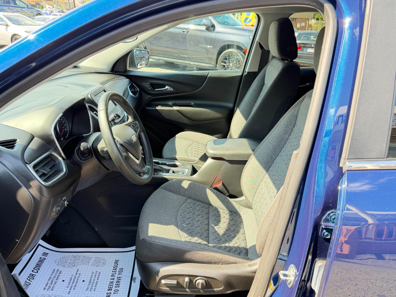 Chevrolet Equinox AWD 4dr LT w/1LT 2023