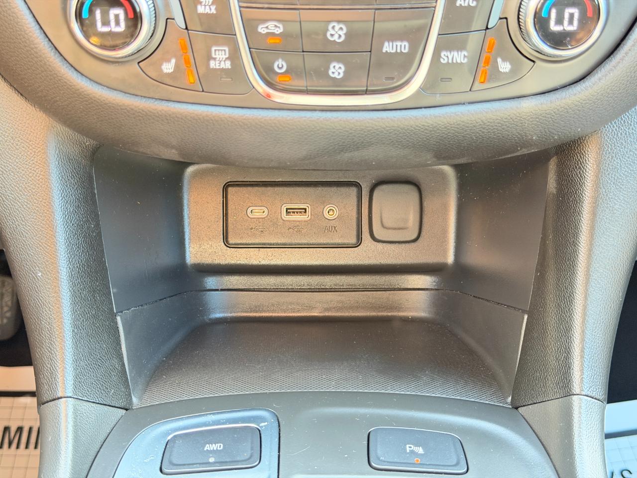 Chevrolet Equinox AWD 4dr LT w/1LT 2023