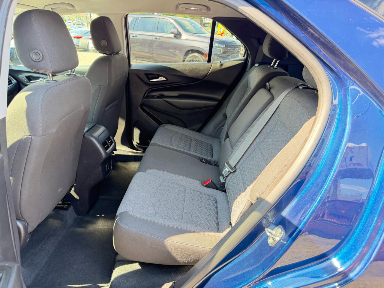 Chevrolet Equinox AWD 4dr LT w/1LT 2023