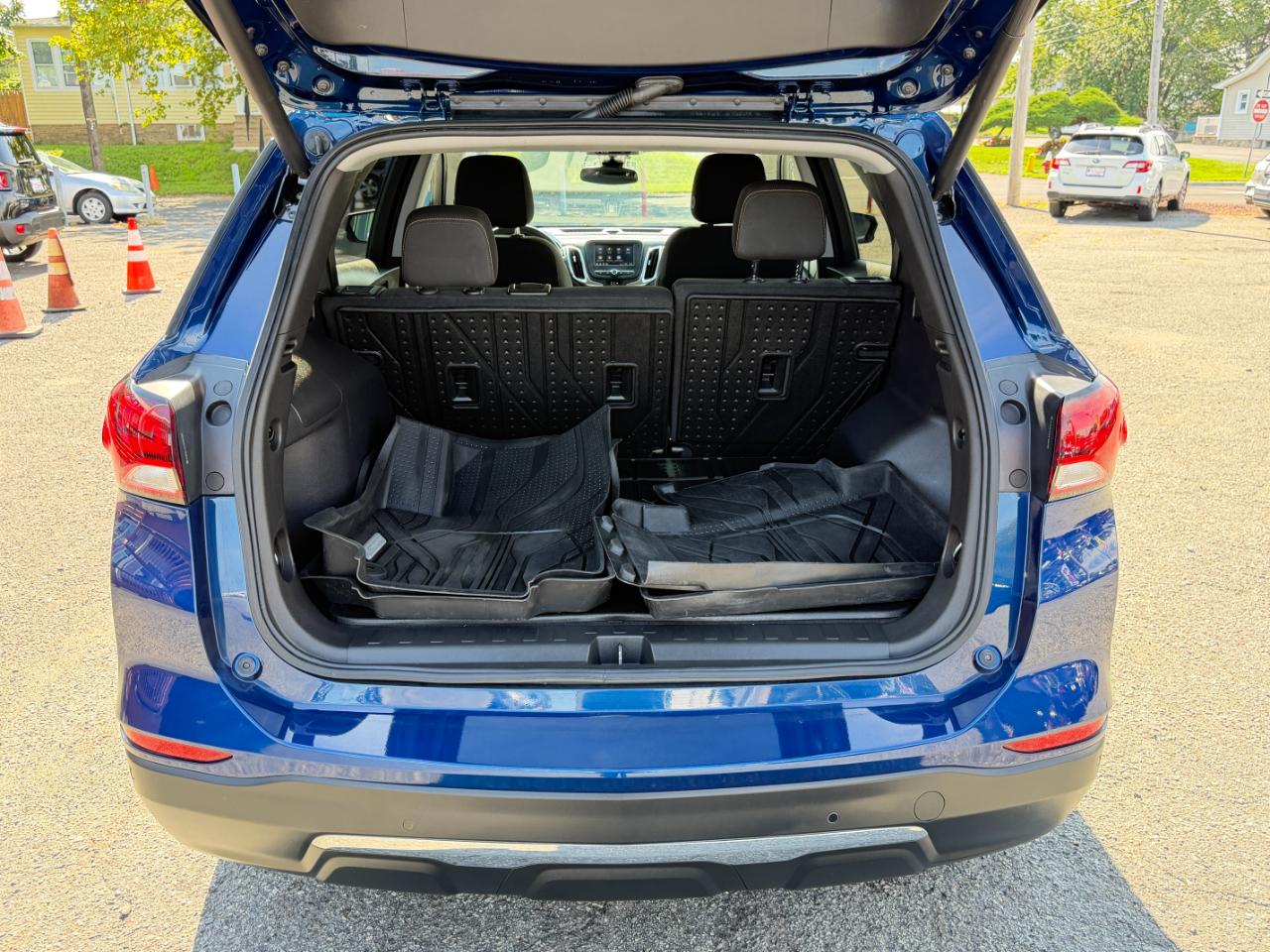 Chevrolet Equinox AWD 4dr LT w/1LT 2023