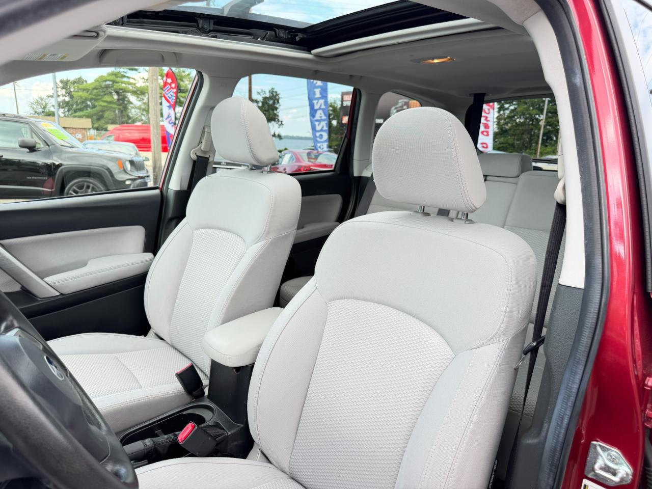 Subaru Forester 4dr CVT 2.5i Premium PZEV 2015
