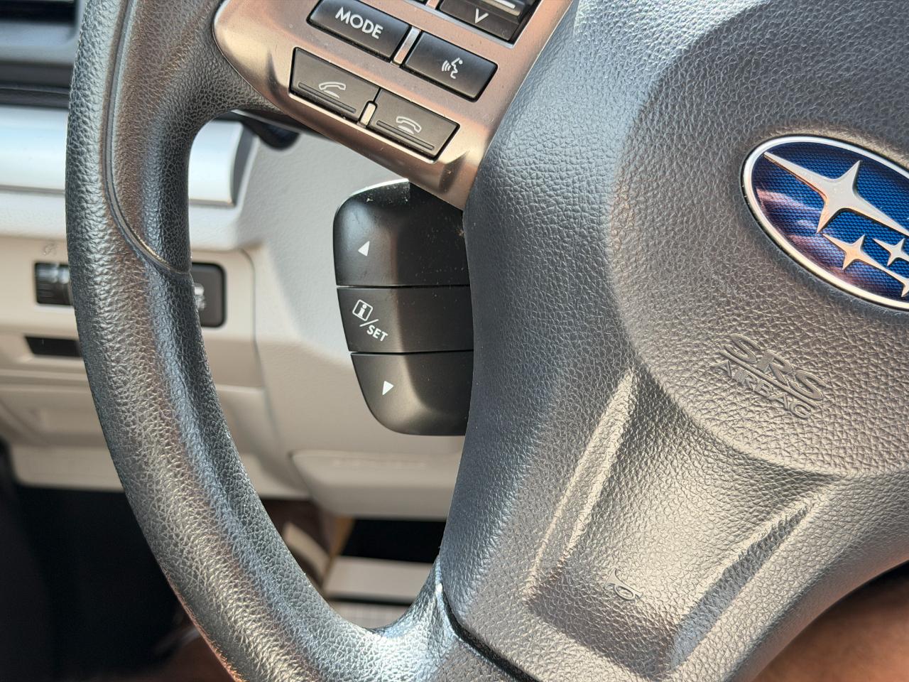 Subaru Forester 4dr CVT 2.5i Premium PZEV 2015