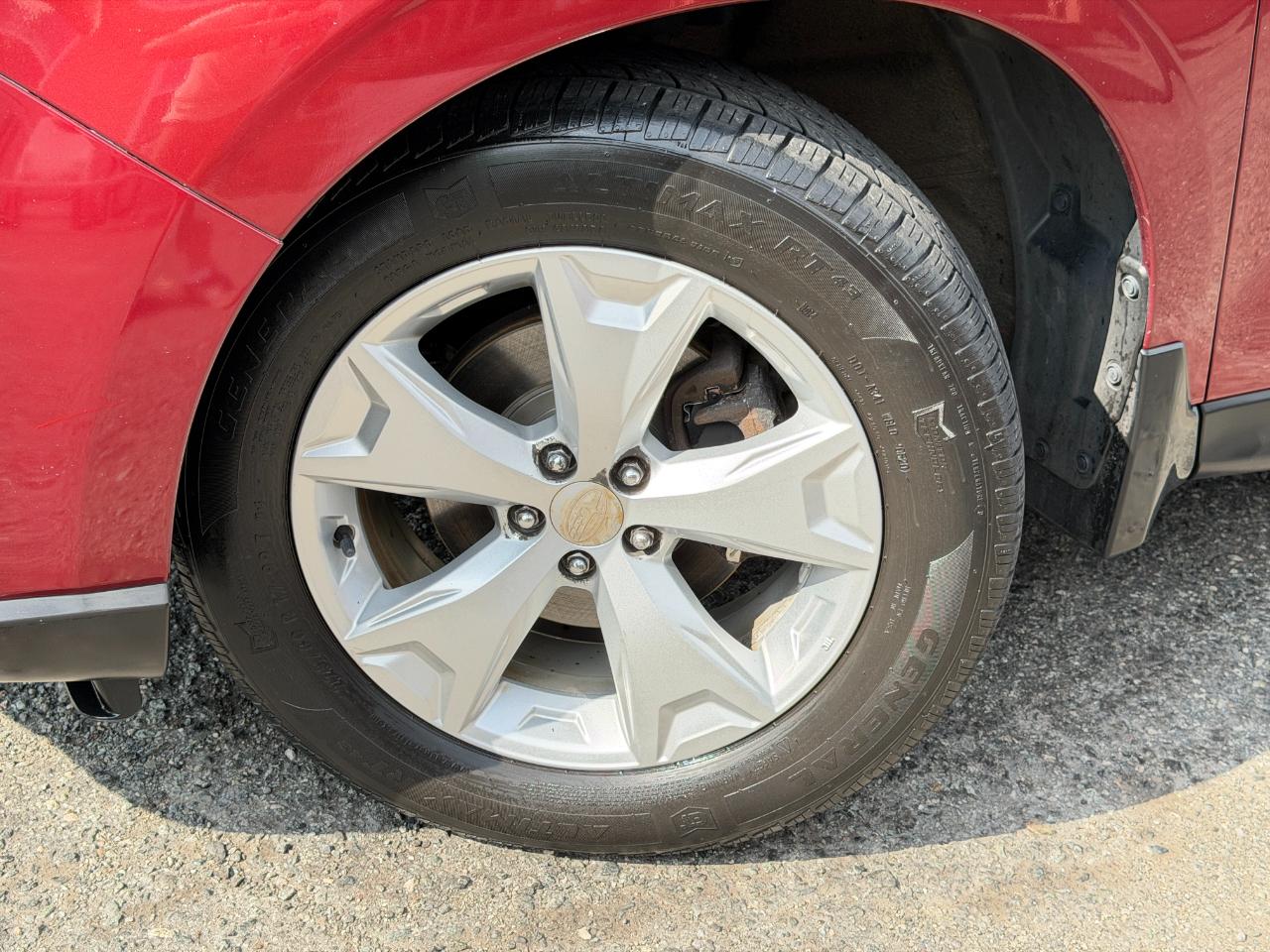 Subaru Forester 4dr CVT 2.5i Premium PZEV 2015
